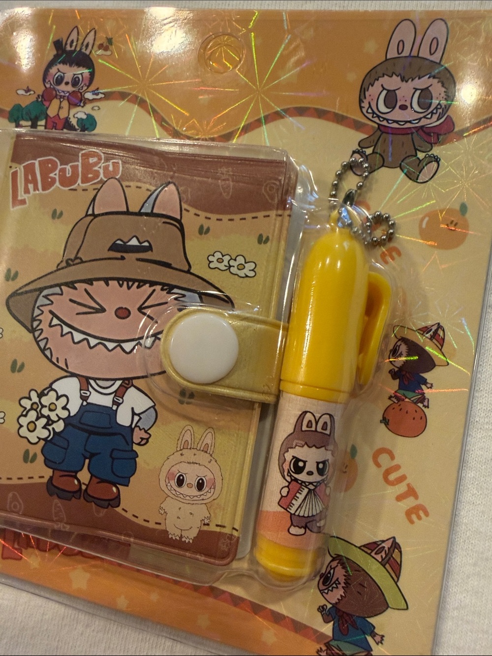 Labubu Yellow Mini Paper Notebook Mini Pen Set New - Picture 3 of 3